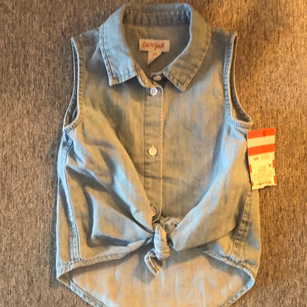 Short sleeve denim top